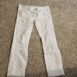 Candy closet boutique white distressed skinny